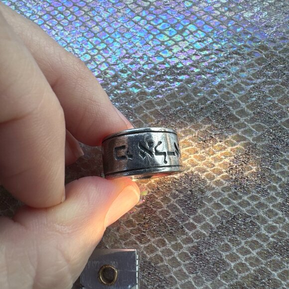 James Avery Sterling Silver Hebrew “Blessed Is The Man” Ring | Retired Wide Band - Picture 1 of 5